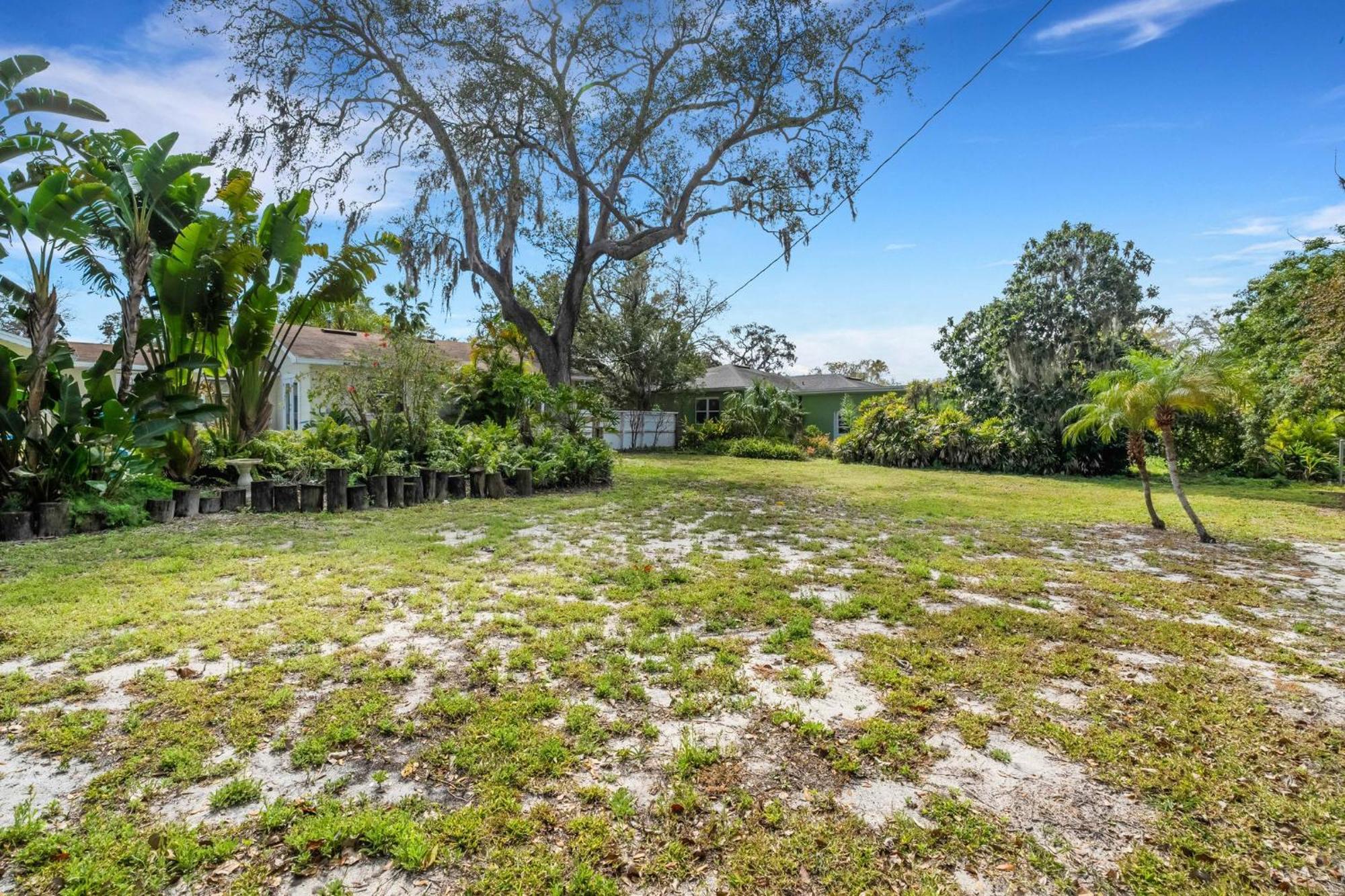 Sea Board Pool Home - Monthly Vacation Rental Clearwater Exterior photo