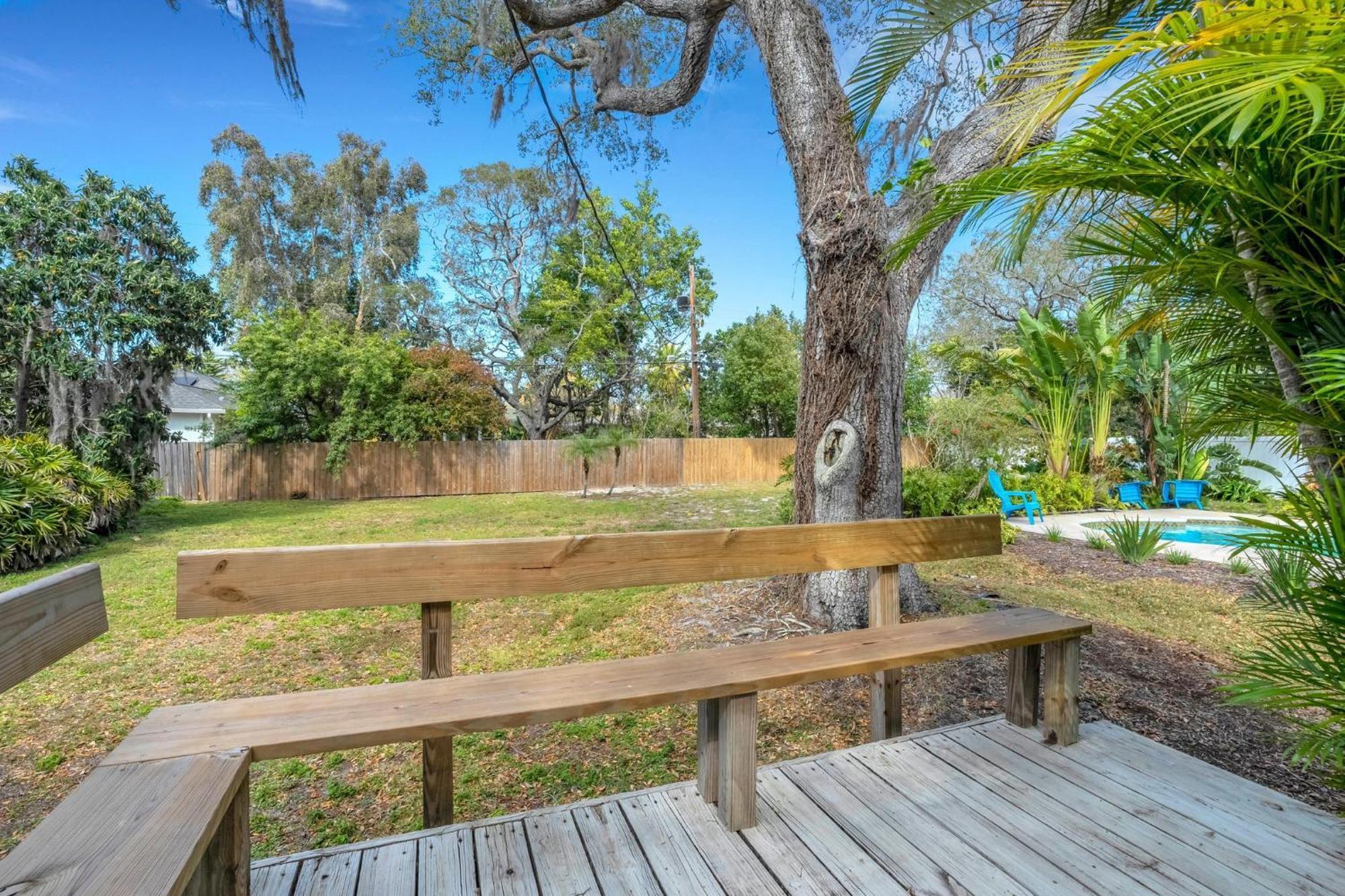 Sea Board Pool Home - Monthly Vacation Rental Clearwater Exterior photo