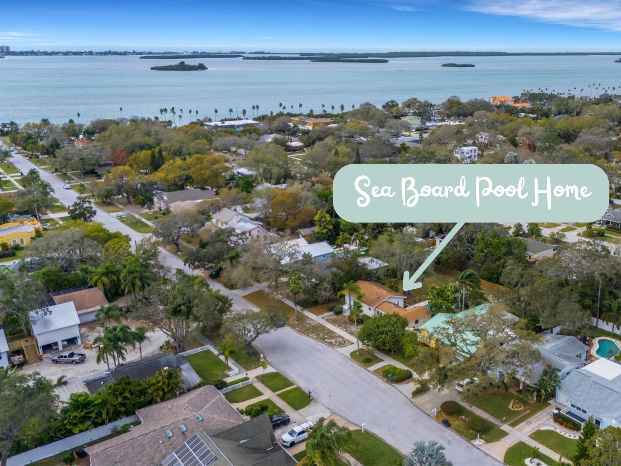 Sea Board Pool Home - Monthly Vacation Rental Clearwater Exterior photo